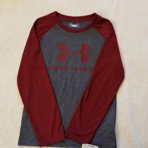 Brand new boys under armour size 7 shirt